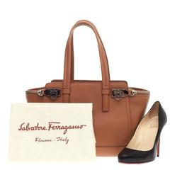 Salvatore Ferragamo Verve Tote Leather Medium