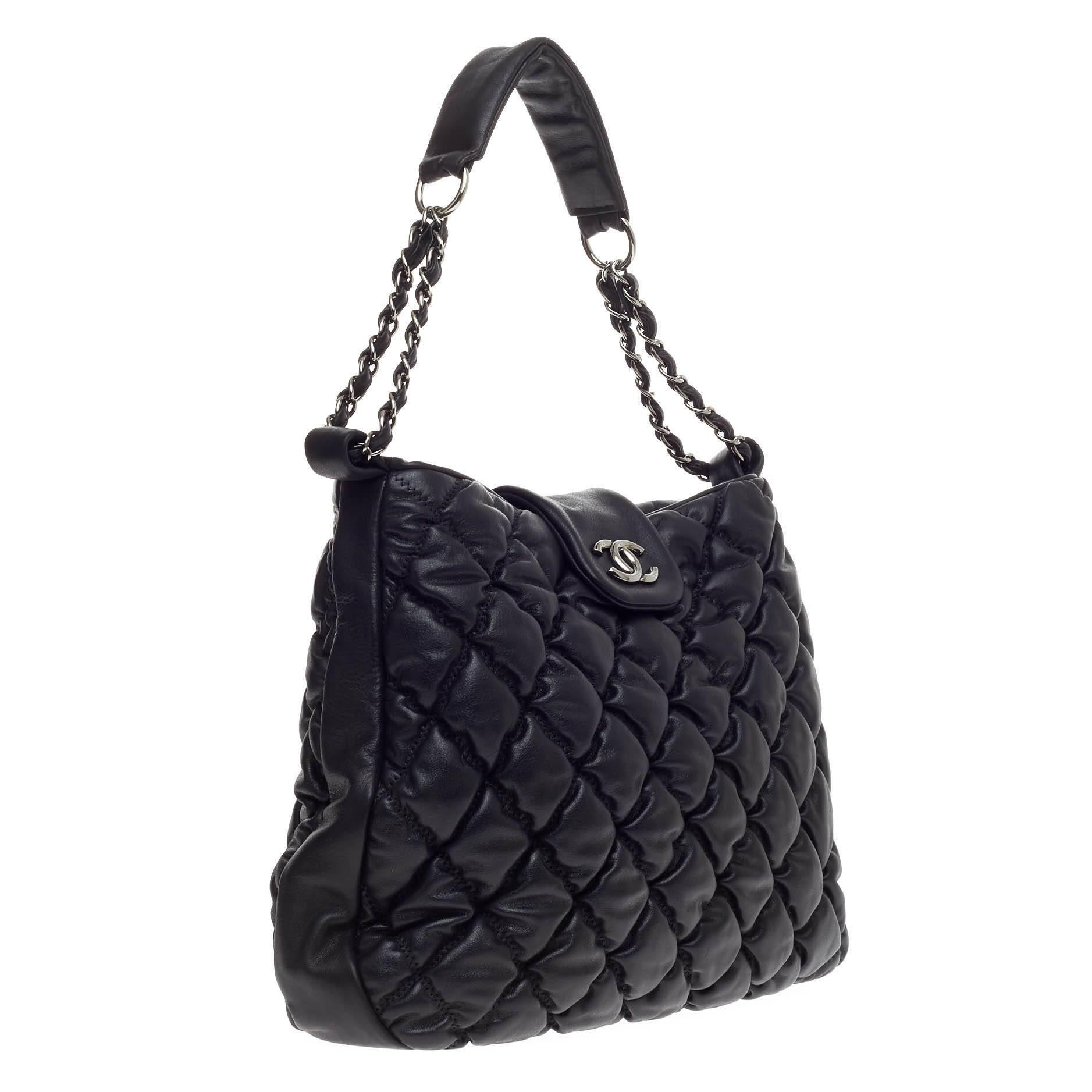 Chanel Bubble Hobo Quilted lambskin Large In Good Condition In NY, NY