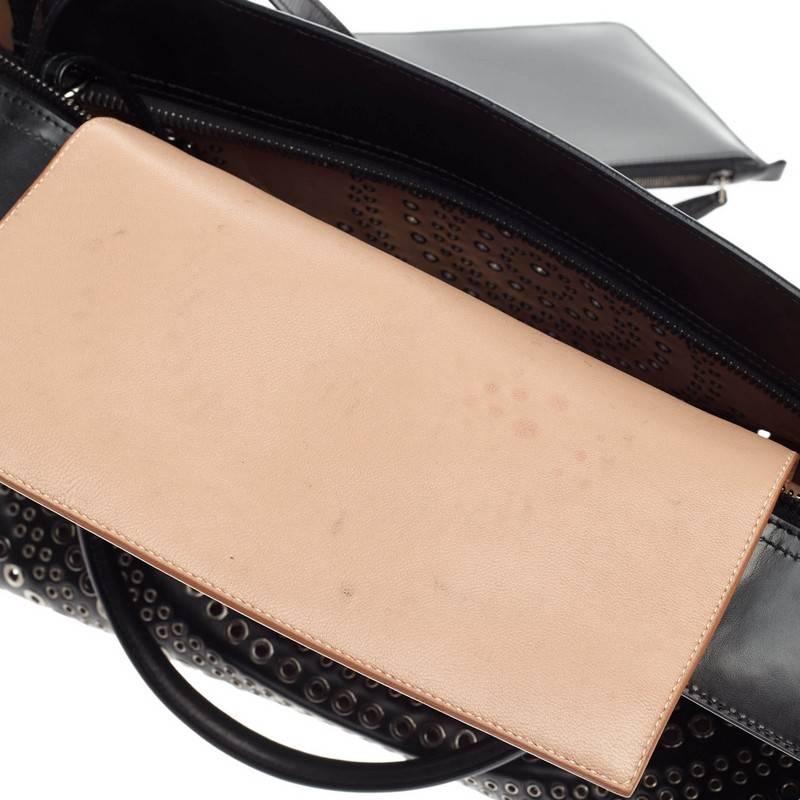 Alaia Grommet Zip Tote Leather Large 4