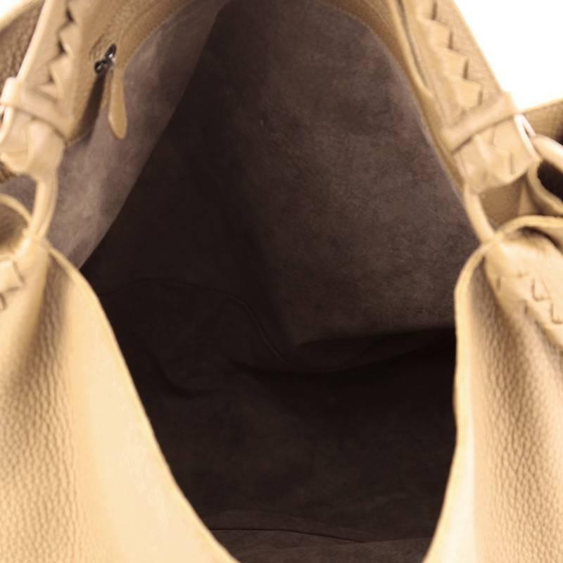 Bottega Veneta Shoulder Bag Cervo Leather with Intrecciato Detail Large 4