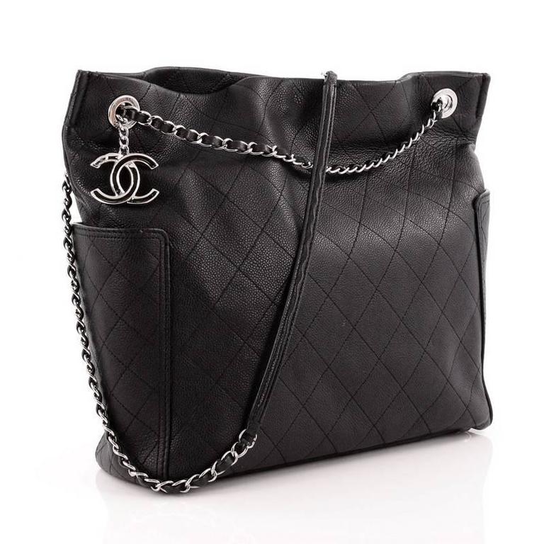 Chanel CC Pocket Tote Quilted Caviar Medium