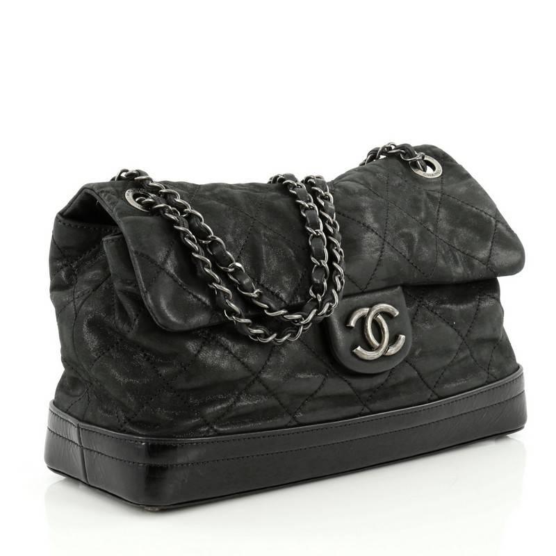 Noir Chanel VIP Sac à rabat en veau irisé matelassé