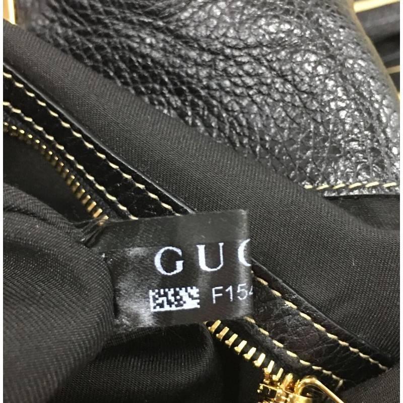 Gucci Indy Hobo Embroidered Velvet Large In Good Condition In NY, NY