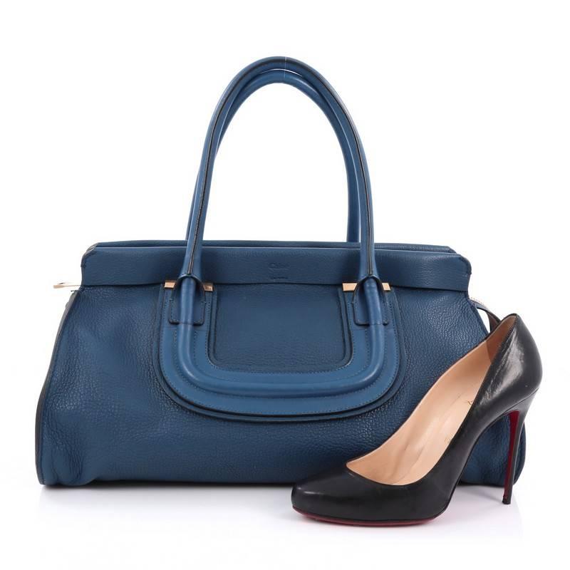 This authentic Chloe Everston Satchel Leather Large is true to the brand's aesthetic with its sophisticated and chic in design perfect for everyday looks. Crafted in blue grainy leather, this satchel features embossed Chloe logo at top line,