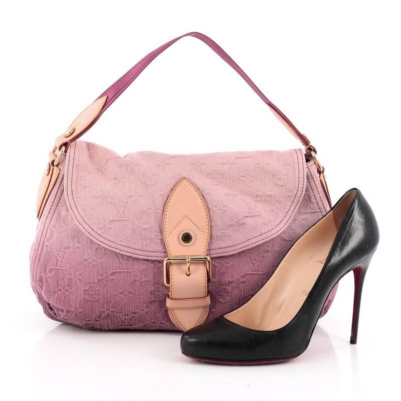 This authentic Louis Vuitton Sunray Shoulder Bag Denim presented in 2010 Spring collection will surely add color in any wardrobe. Crafted in ombre pink washed denim, this shoulder bag features fuchsia nylon shoulder strap, vachetta leather trims,