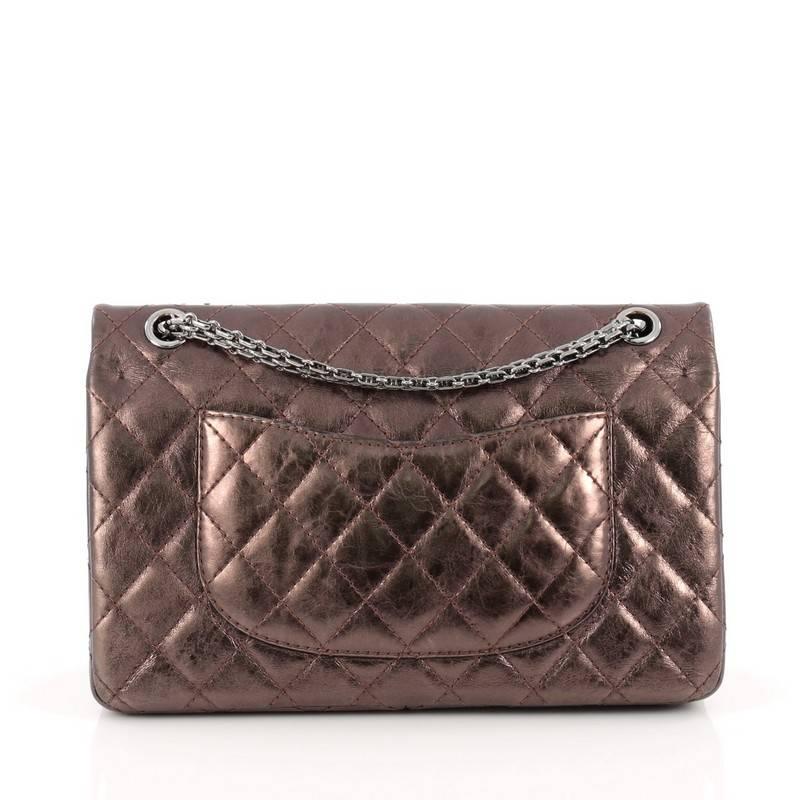 Chanel Reissue 2.55 Handbag Quilted Metallic Calfskin 226 In Good Condition In NY, NY