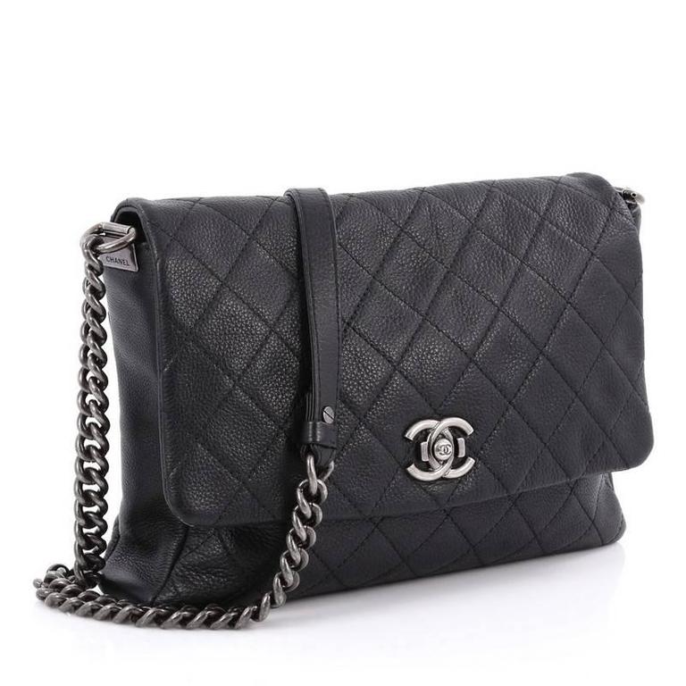 chanel messenger bag