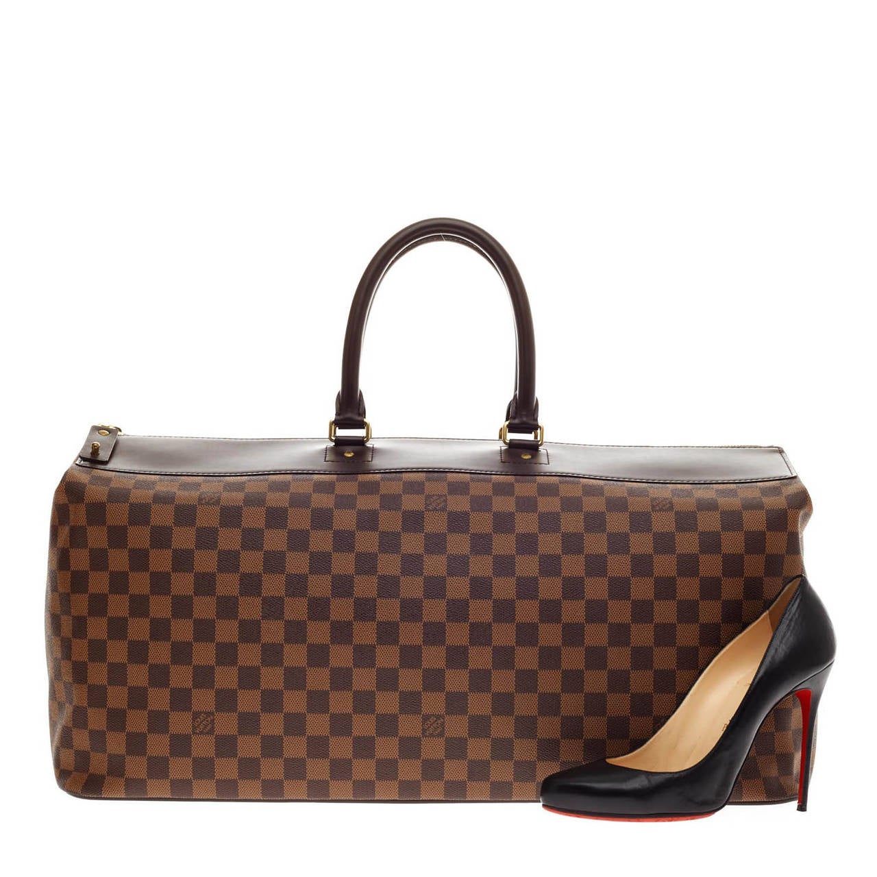 Combining style with functionality, this authentic Louis Vuitton Greenwich in size GM designed in classic Damier Ebene Monogram print and coated canvas is the perfect travel companion. This limited luggage bag features a sturdy top leather panel