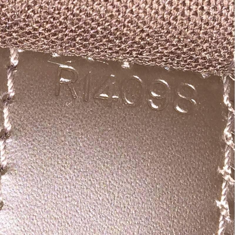 Louis Vuitton Robusto 2 Briefcase Taiga Leather 3