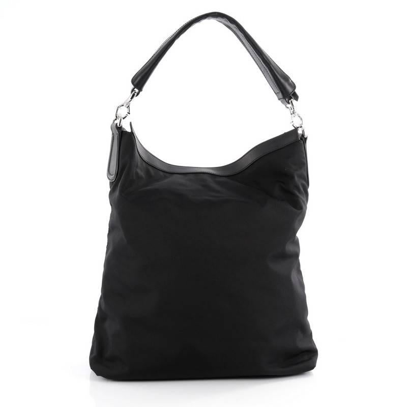 Givenchy Nightingale Convertible Hobo Printed Canvas Large In Good Condition In NY, NY