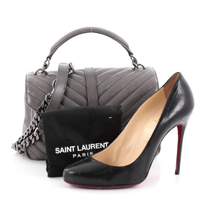 This authentic Saint Laurent College Monogram Bag Matelasse Chevron Leather Medium combines a modern and functional style with an edgy twist. Crafted in gray quilted matelasse leather, this chevron-style bag features a single top handle, long,
