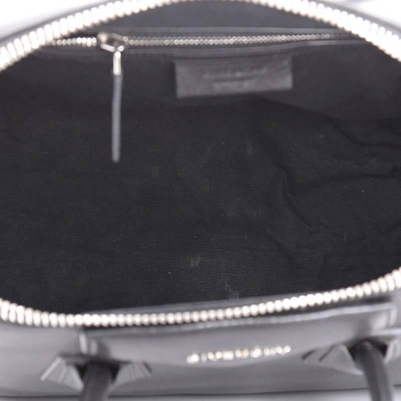 Givenchy Antigona Bag Leather Medium 1