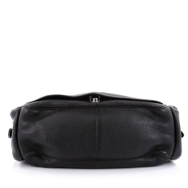 Prada Side Pocket Flap Shoulder Bag Vitello Daino Large In Good Condition In NY, NY
