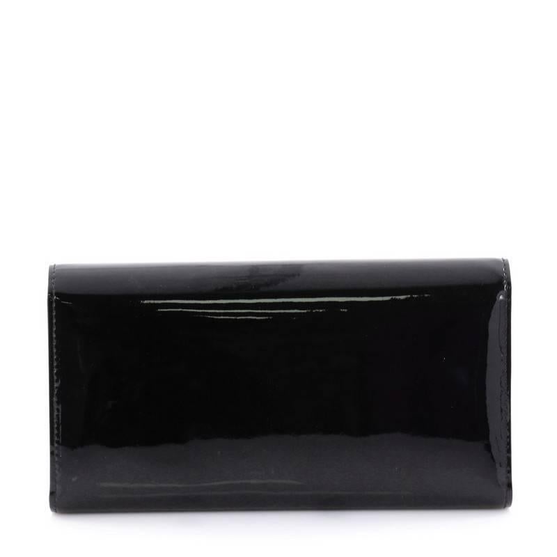 Louis Vuitton Louise Wallet Patent Long In Good Condition In NY, NY