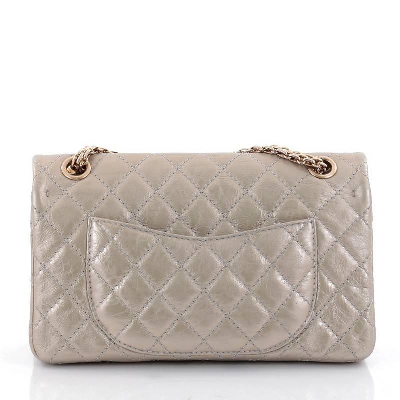Chanel Reissue 2.55 Handbag Quilted Aged Calfskin 225 In Good Condition In NY, NY