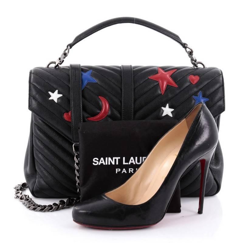 This authentic Saint Laurent College Monogram Bag Embellished Matelasse Chevron Leather Large combines a modern and functional style with an edgy twist. Crafted in black embellished quilted matelasse leather, this chevron-style bag features a single