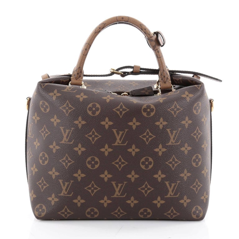 WHAT IS IN MY PURSE: ft. Louis Vuitton City Cruiser PM bag 