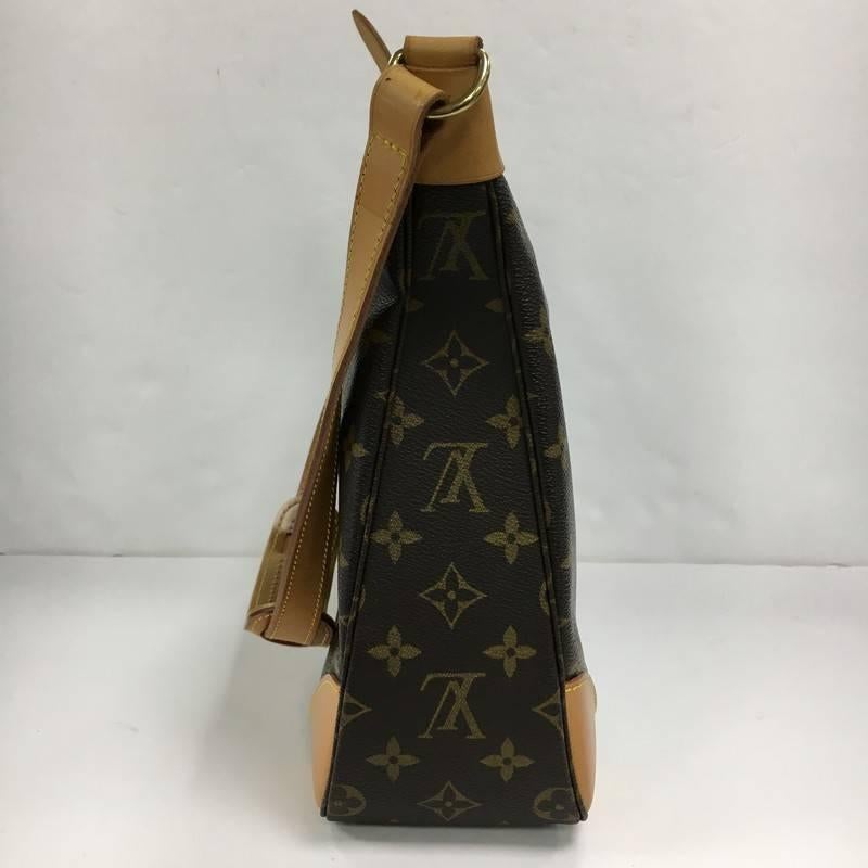 Louis Vuitton Boulogne Handbag Monogram Canvas 30 In Good Condition In NY, NY