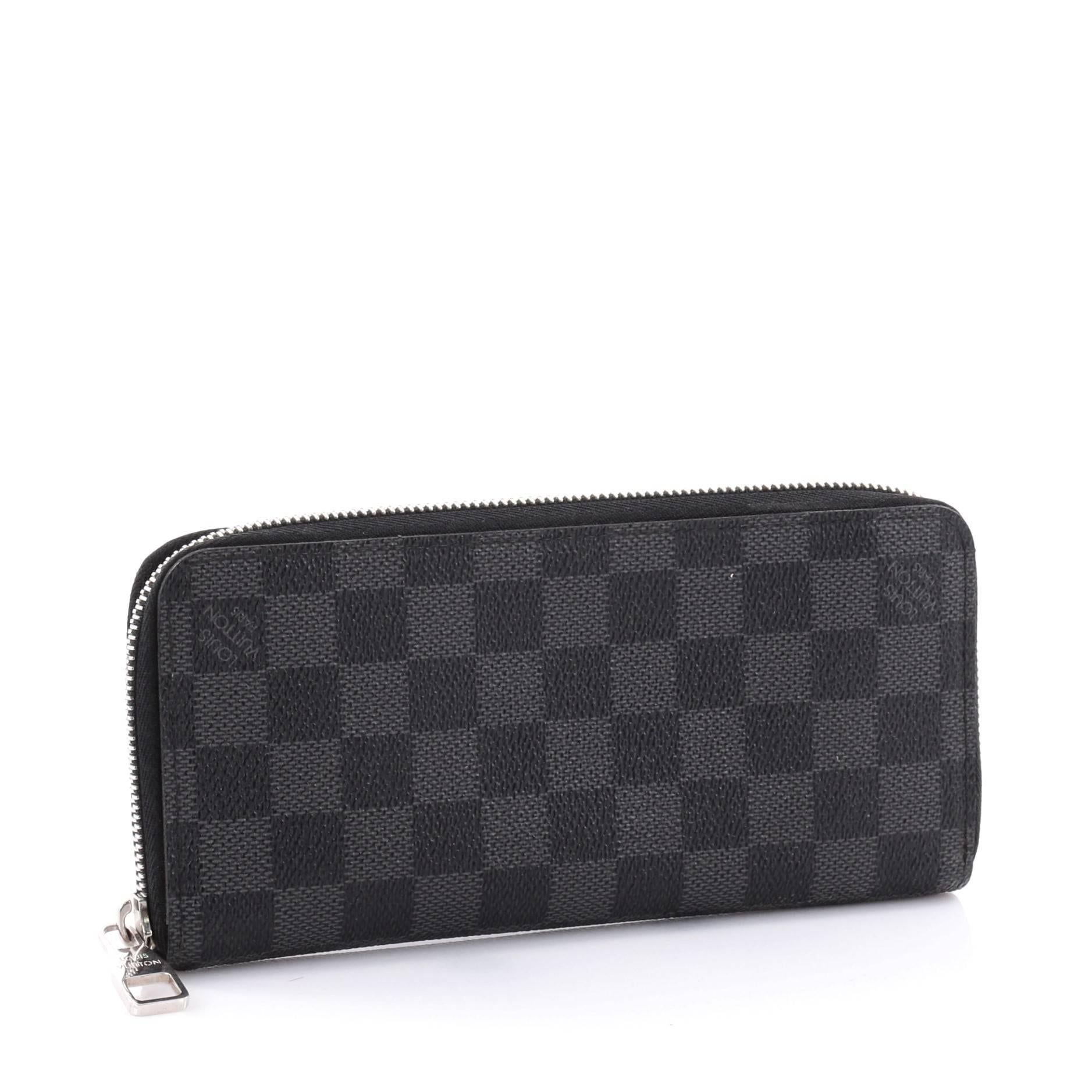 Black Louis Vuitton Zippy Wallet Damier Graphite Vertical