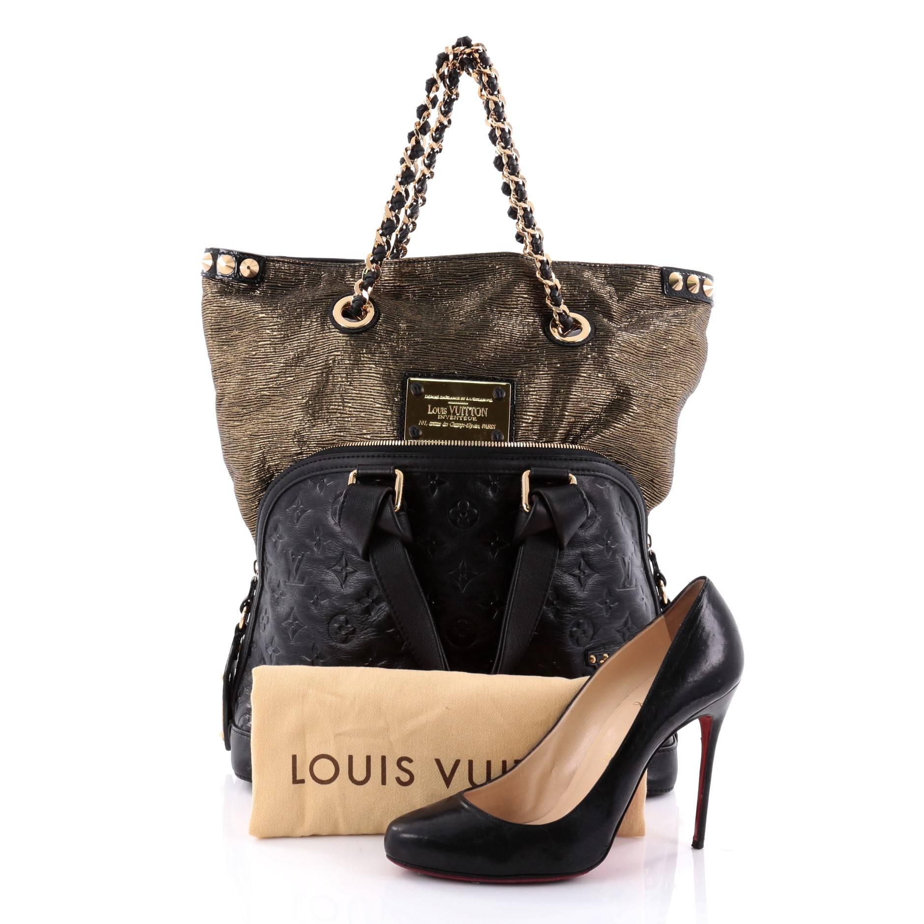 This authentic Louis Vuitton Double Jeu Neo Alma Handbag Limited Edition Monogram is a unique play on the iconic Alma. The name Double Jeu roughly translates to "double play", which refers to the bag-in-bag nature of this limited edition