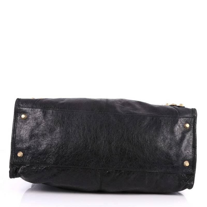Balenciaga Weekender Giant Studs Handbag Leather In Good Condition In NY, NY
