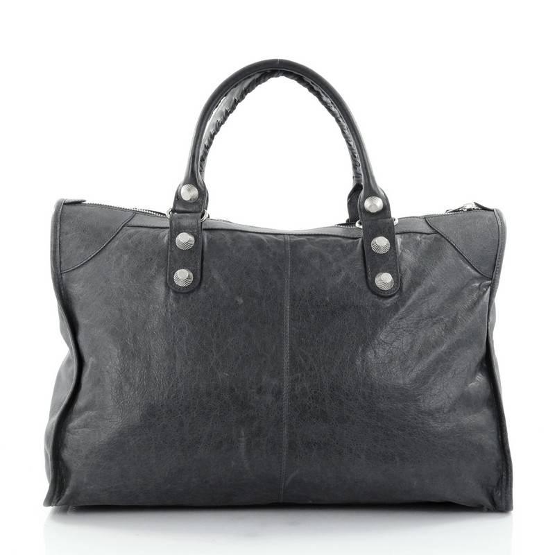 Balenciaga Weekender Giant Studs Handbag Leather In Good Condition In NY, NY