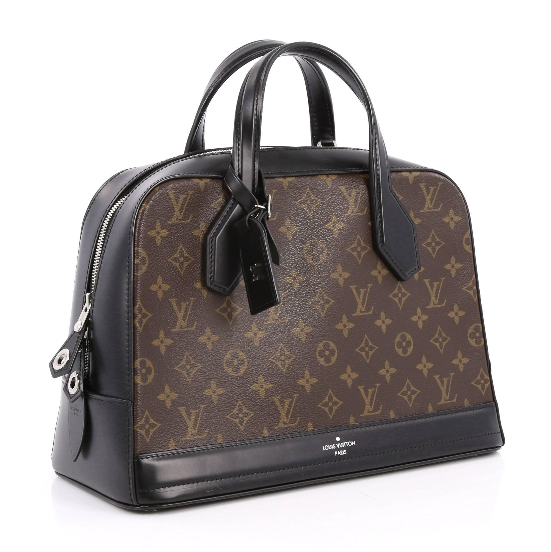 Louis Vuitton Dora Handbag Monogram Canvas and Calf Leather MM  In Good Condition In NY, NY