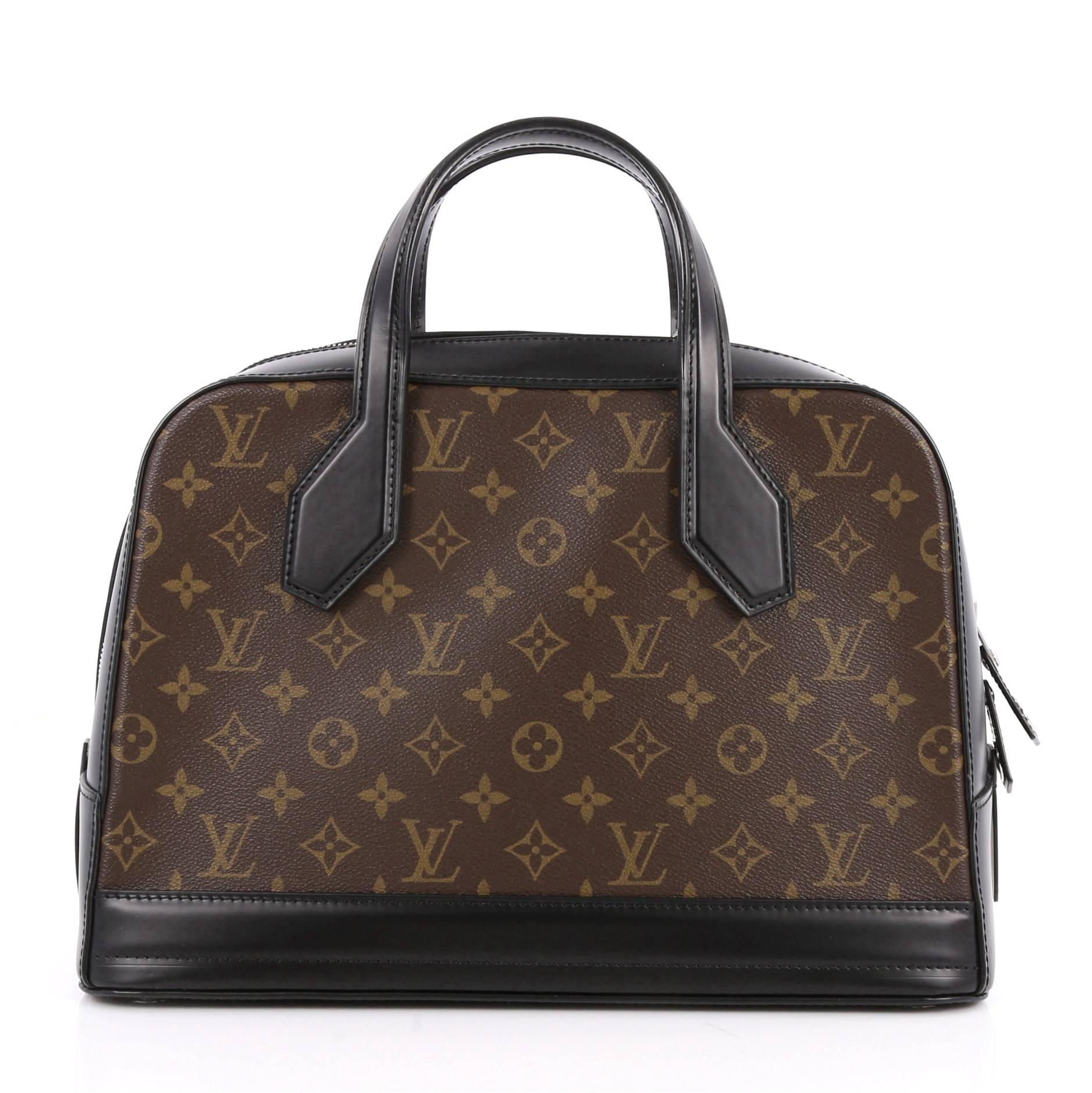 Women's or Men's Louis Vuitton Dora Handbag Monogram Canvas and Calf Leather MM 
