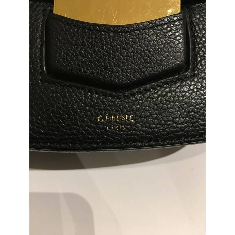 Celine Trotteur Crossbody Bag Grainy Leather Small In Good Condition In NY, NY