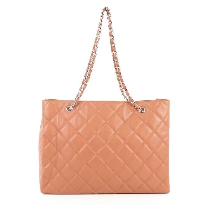 Chanel In The Business Tote Quilted Lambskin Large In Good Condition In NY, NY
