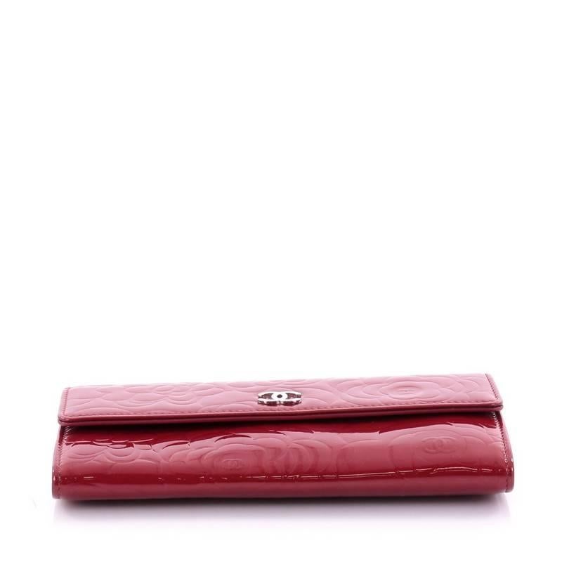 Women's or Men's Chanel CC Gusset Flap Wallet Camellia Patent Long