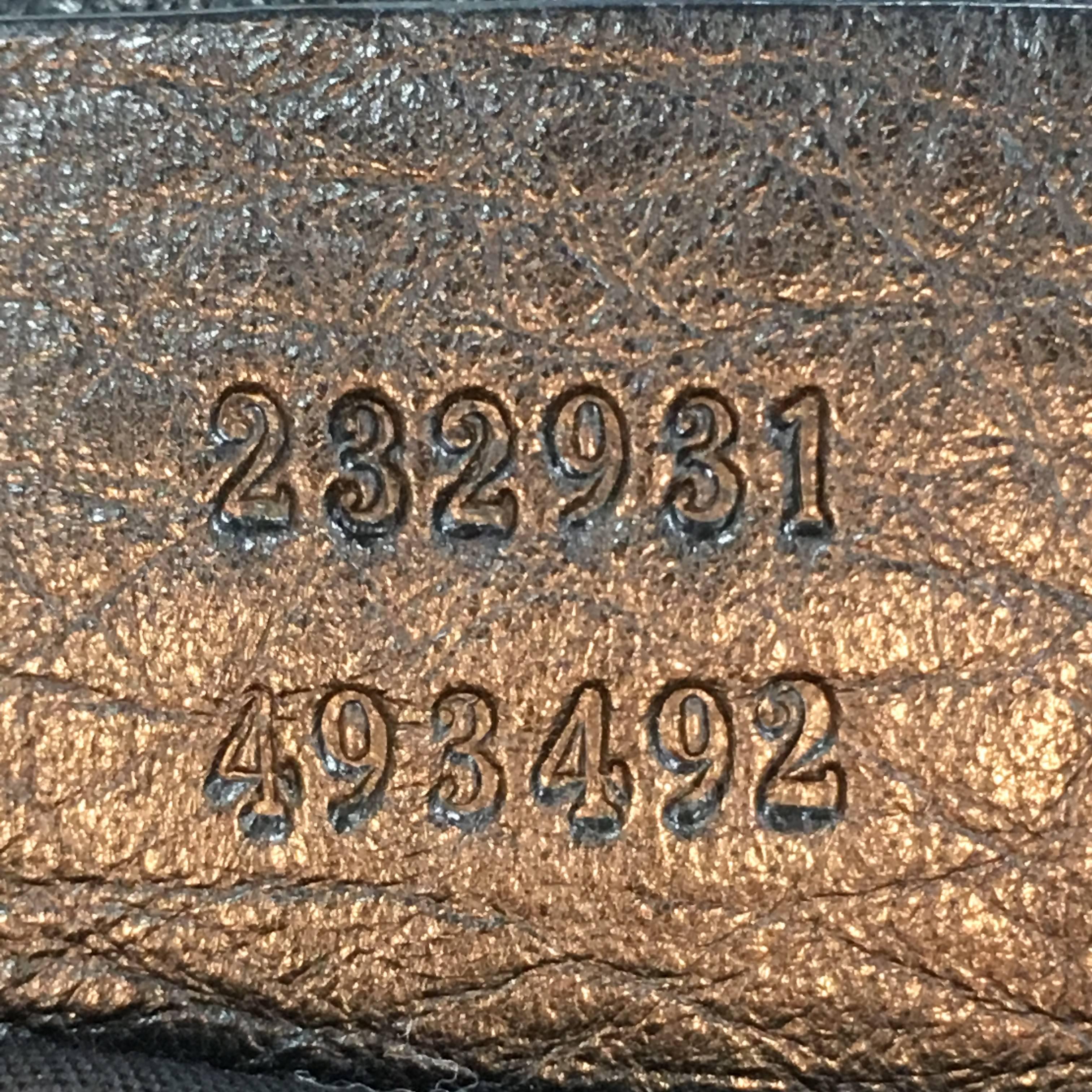 Gucci G Wave Hobo Leather Medium 2