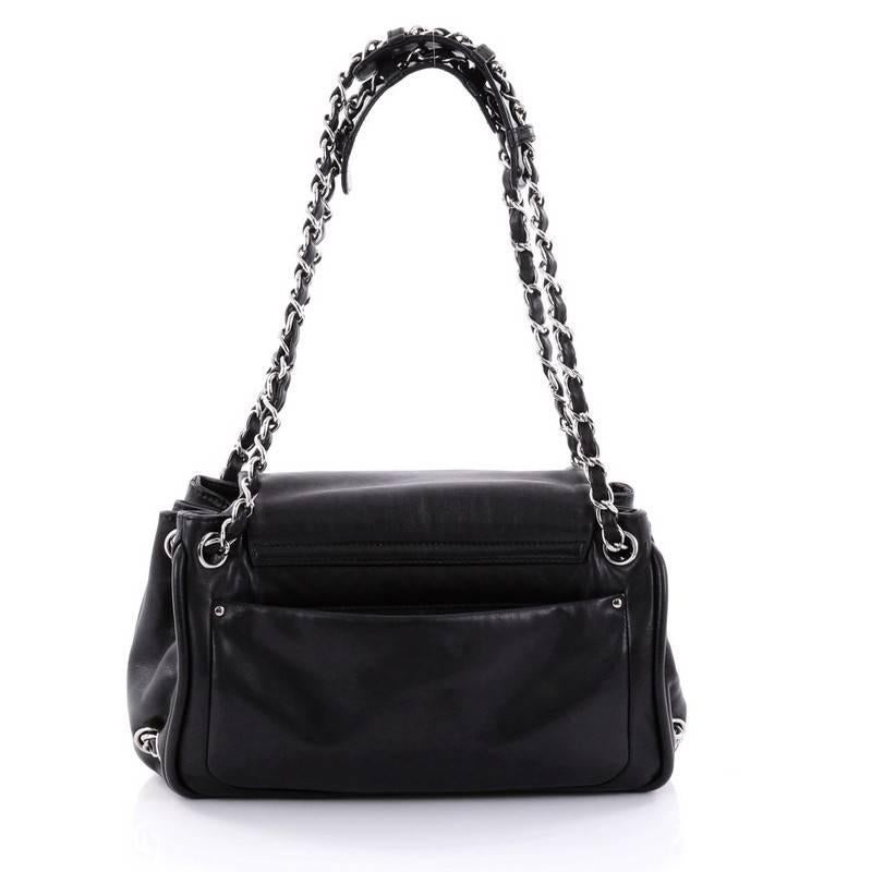 Chanel Diagonal CC Ligne Accordion Flap Bag Lambskin Medium In Good Condition In NY, NY