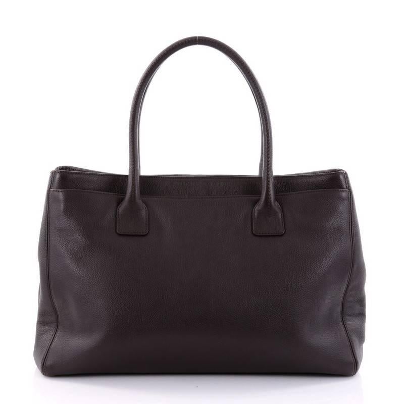 Chanel Reissue Cerf Executive Tote Leather Medium In Good Condition In NY, NY