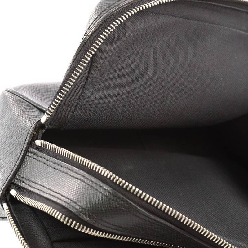 Women's Louis Vuitton Neo Pavel Taiga Leather Handbag 