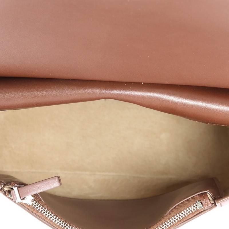 The Row Hunting Crossbody Bag Leather 9 In Good Condition In NY, NY