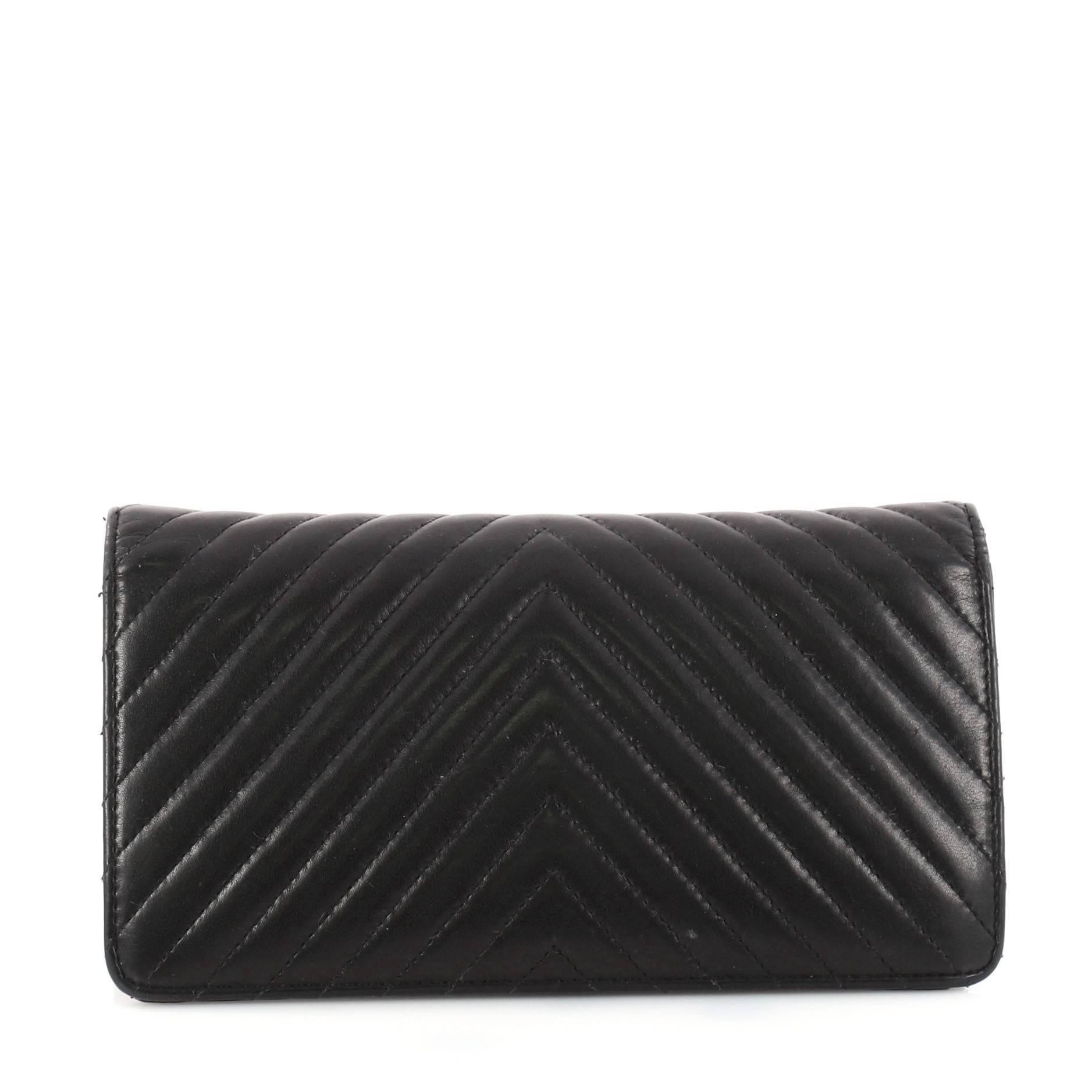 chanel wallet chevron