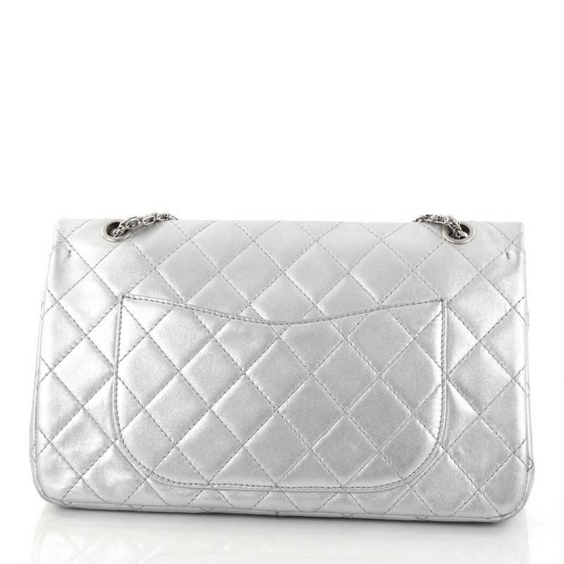 Chanel Reissue 2.55 Handbag Quilted Metallic Calfskin 226 In Good Condition In NY, NY