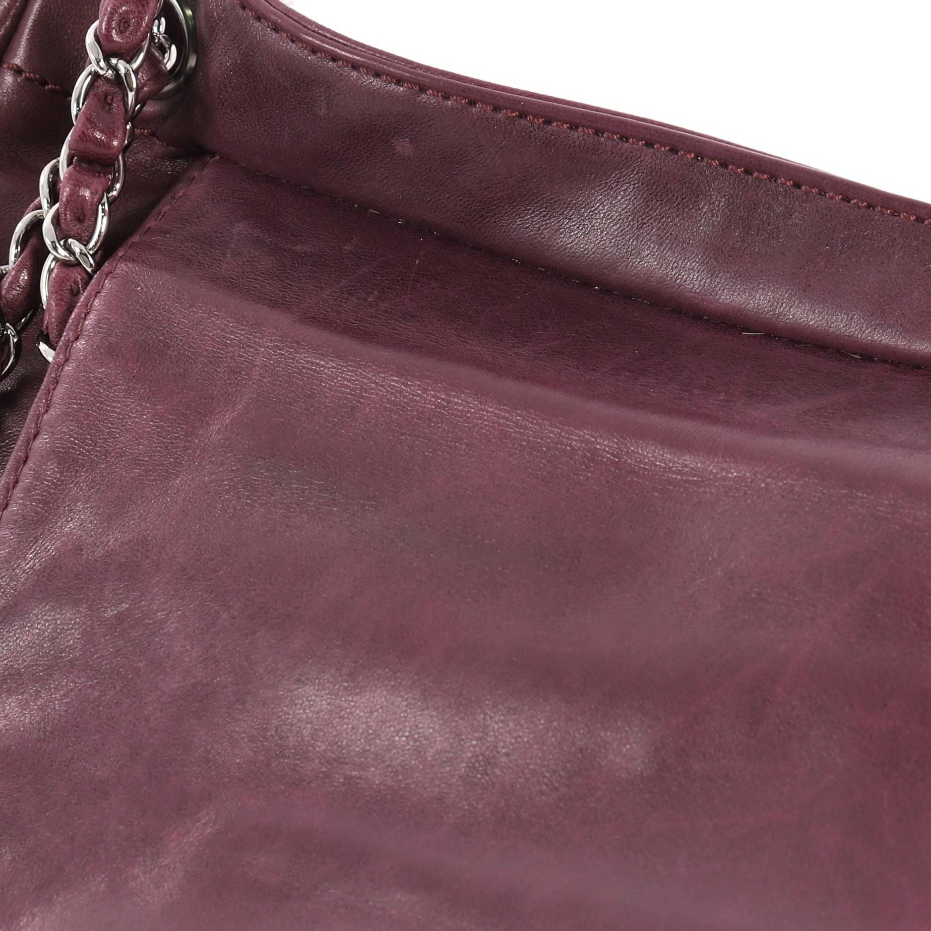 Women's Chanel Lax Accordion Flap Bag Leather Medium