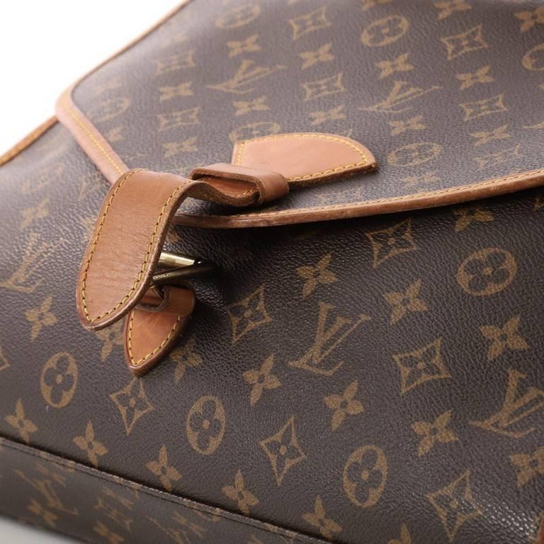 Louis Vuitton Beverly PM in Brown Coated Canvas