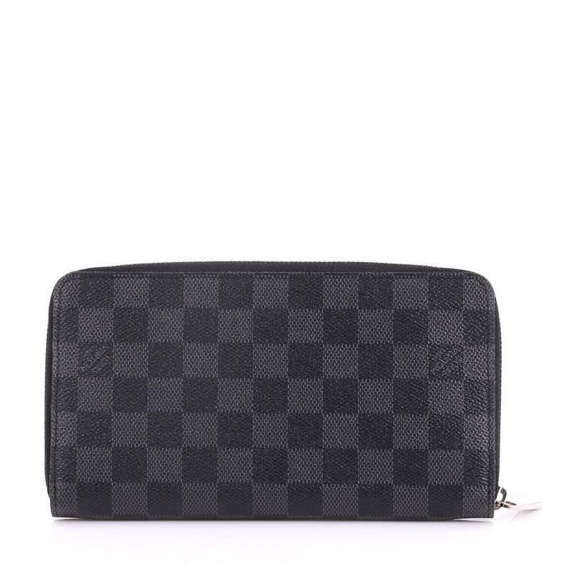 Louis Vuitton Zippy Organizer Damier Graphite In Good Condition In NY, NY