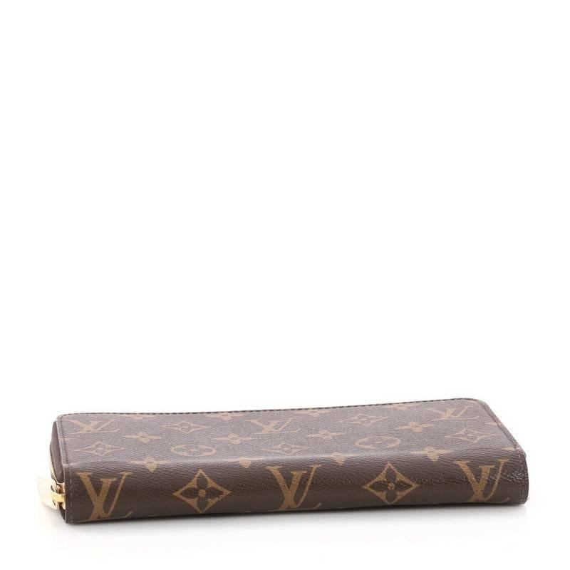 Women's or Men's Louis Vuitton Monogram Canvas Zippy Wallet 