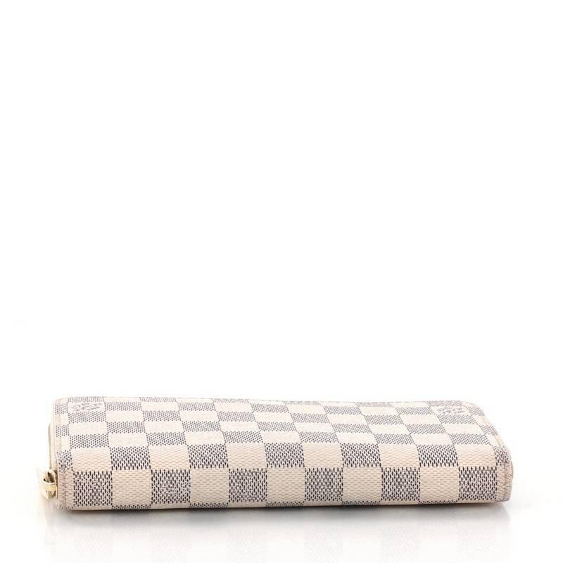 Women's or Men's Louis Vuitton Zippy Wallet Damier