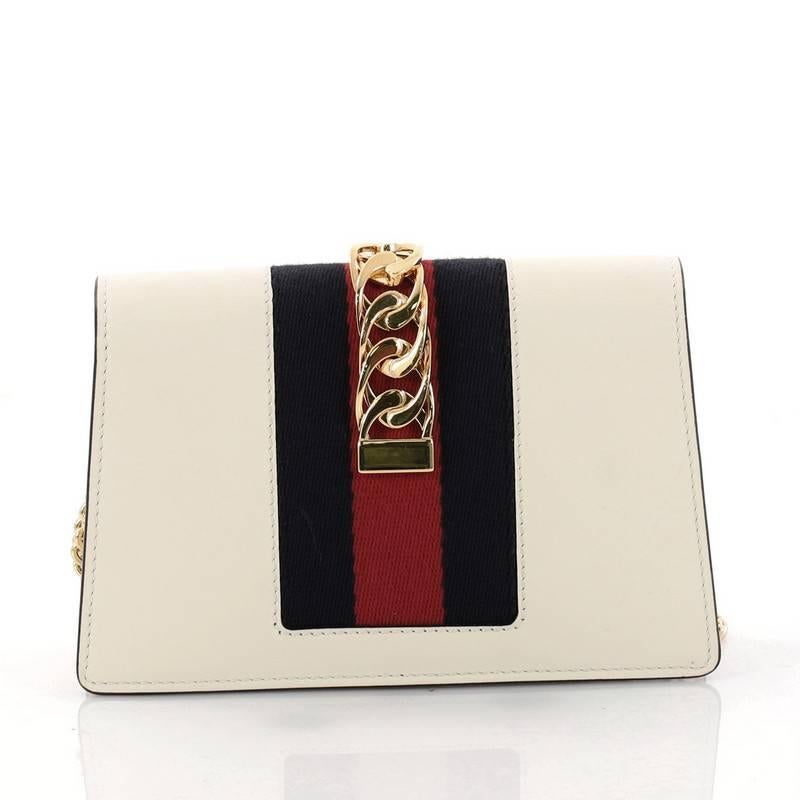 Gucci Sylvie Chain Crossbody Bag Leather Mini In Good Condition In NY, NY