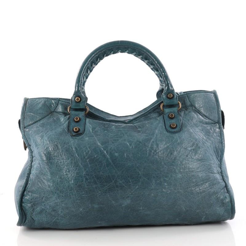 Balenciaga City Classic Studs Handbag Leather Small In Good Condition In NY, NY