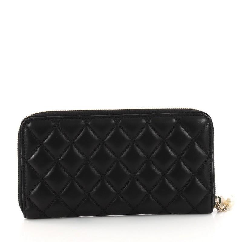 Chanel Pearl Zip Wallet Lambskin Long In Good Condition In NY, NY