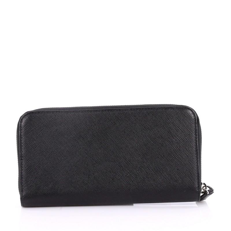 Prada Patches Zip Wallet Saffiano Leather In Good Condition In NY, NY
