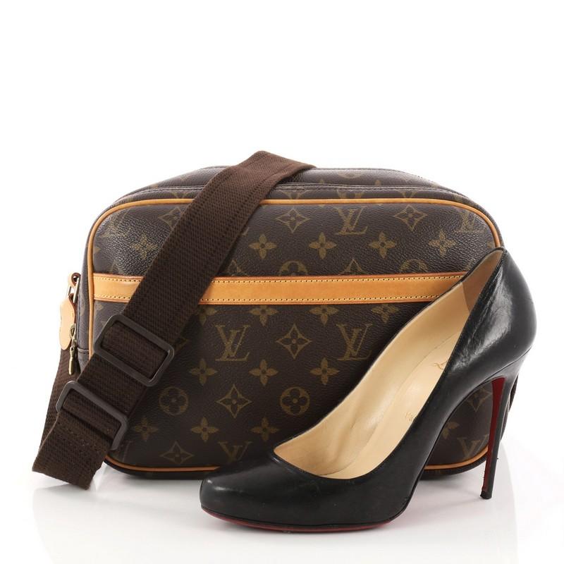 This authentic Louis Vuitton Reporter Bag Monogram Canvas PM is the ideal messenger bag for any fashionista. Crafted in brown monogram coated canvas, this bag features adjustable wide nylon shoulder strap, vachetta leather trims and gold-tone