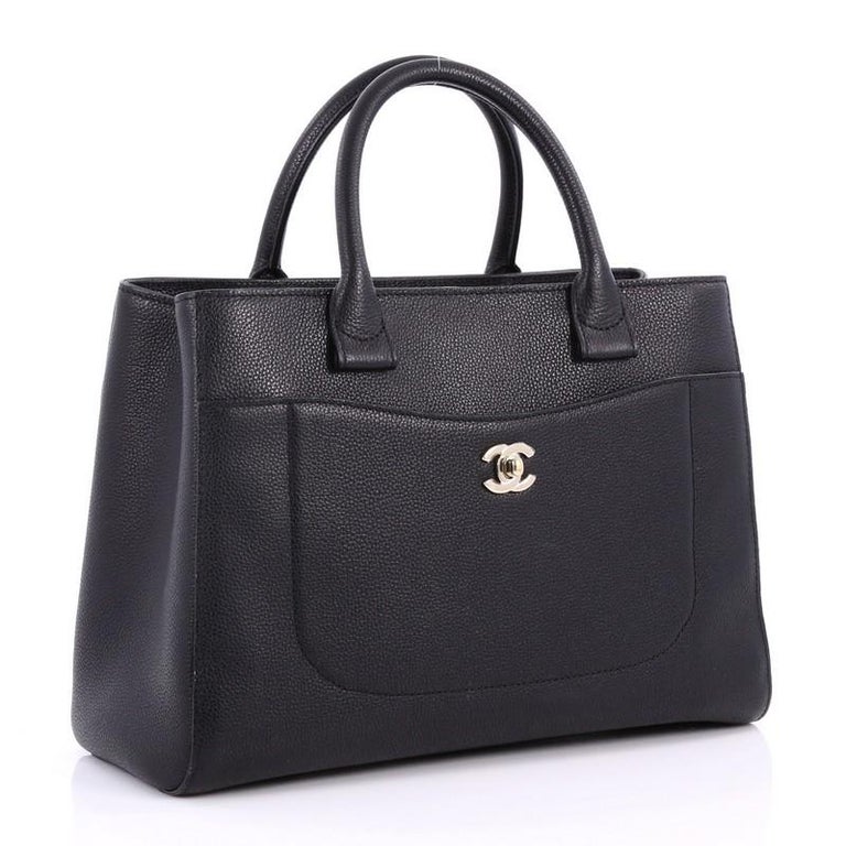 Bag Bonanza! New York Auction Houses Are Hosting Handbag Sales