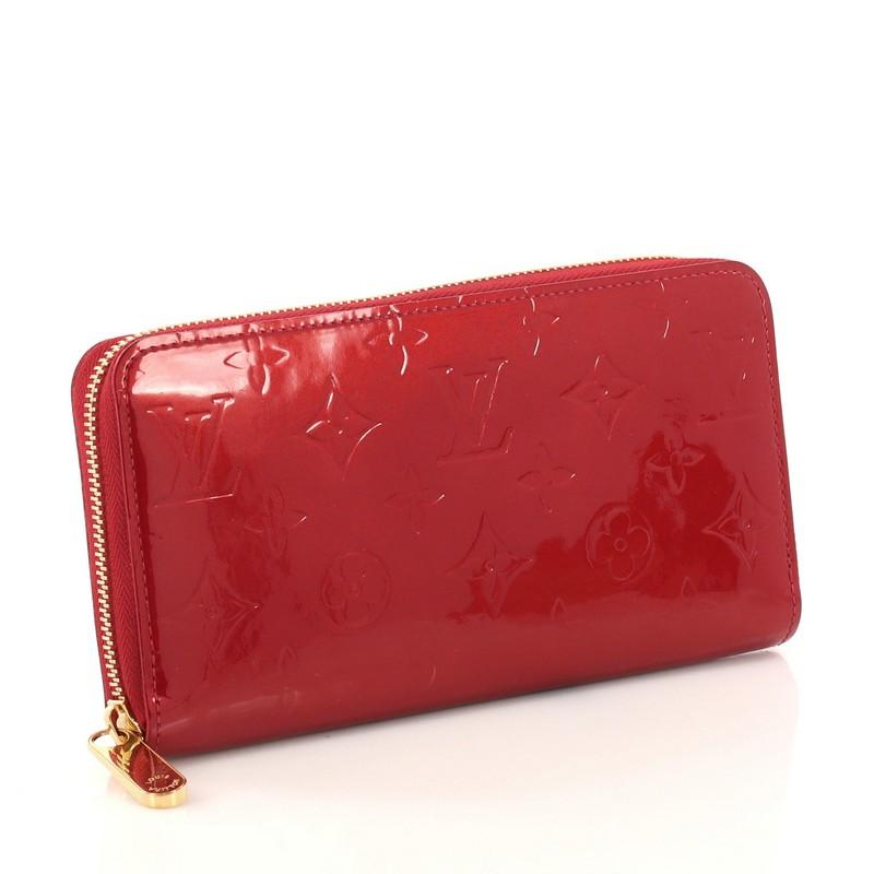 Red Louis Vuitton Zippy Wallet Monogram Vernis